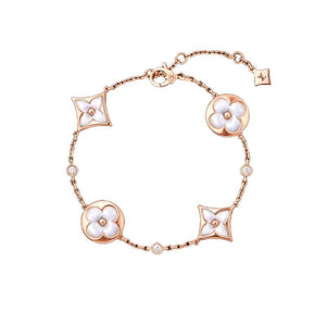 سوار Rose Gold بتصميم Blossom مرصع بالصدف الأبيض.