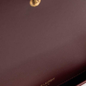 YSL Kate Small Bag | حقيبة كتف جلد عجل أصلية بتصميم أنيق وعملي.