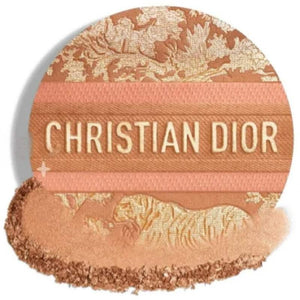 DIOR FOREVER بودرة برونزية ناعمة بلمسة فاخرة إصدار محدود.