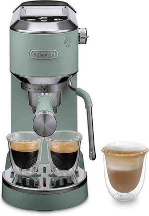 ماكينة DeLonghi لتحضير Espresso و Cold Brew بتصميم أنيق.