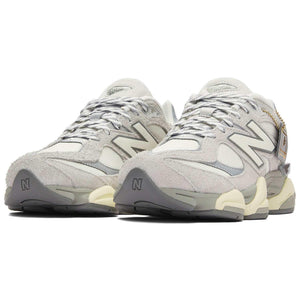 New Balance 9060 Gray.