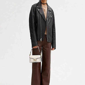 حقيبة Coach Tabby Shoulder Bag جلد بلون أبيض.