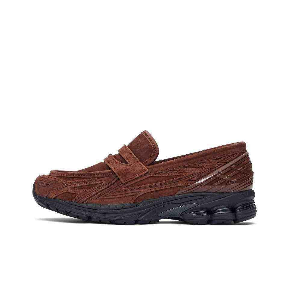 靴 New Balance 1906 Loafer Brown New Balance 1906 L Sneakers in Brown are comfortable and stylish