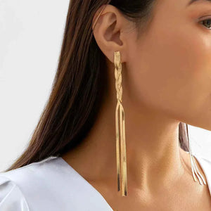 طقم عقد وأقراط Snake Chain بتصميم عصري ذهبي وفضي.