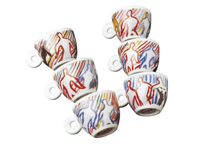 طقم أكواب Espresso من illy Collection بتصميم فني ملون.