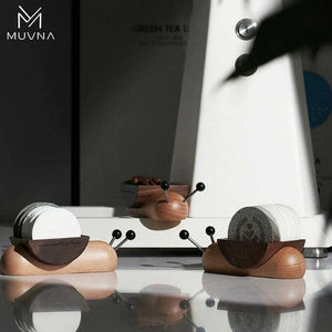 منظم فلاتر القهوة من MUVNA بتصميم Snail خشبي أنيق.