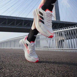 حذاء جري خفيف للماراثون من أديداس adidas.