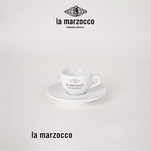طقم أكواب قهوة La Marzocco بتصاميم وشعارات متنوعة.