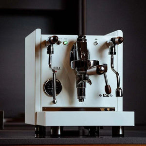آلة Espresso احترافية Aquila 0986P بنظام PID ومقابض خشبية.