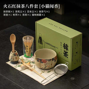 طقم تحضير Matcha سيراميك ياباني 8 قطع بتصميم القطط الفاخر.