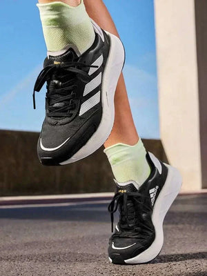 حذاء جري خفيف للماراثون من أديداس adidas.