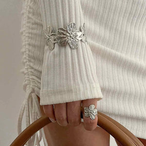 طقم Jewelry نسائي بتصميم Starfish و Flower عصري.