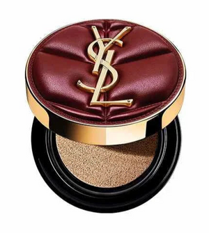 مجموعة YSL Cushion Foundation الفاخرة.