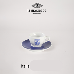طقم أكواب قهوة La Marzocco بتصاميم وشعارات متنوعة.
