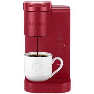 ماكينة قهوة صغيرة للبيت بشعار Keurig بأحد التصاميم المتاحة