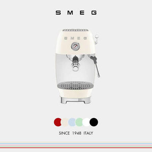 ماكينة Espresso من Smeg موديل ECF03 بخاصية Cold Extraction.