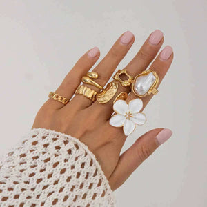 طقم خواتم نسائية بتصميم زهور ولؤلؤ Vintage Rings Set.