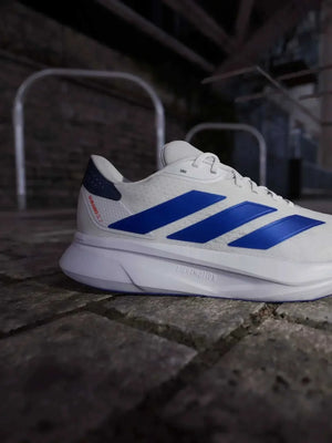 حذاء جري خفيف ومريح من أديداس adidas.