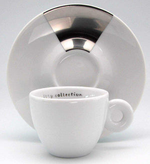 طقم كوب Espresso مع صحن من illy collection أبيض بلمسة فضية.