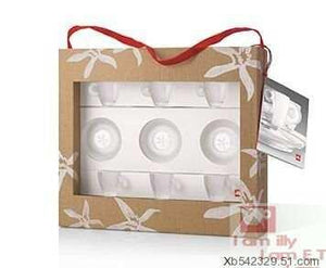 طقم أكواب Espresso زجاجي مثلج بتصميم illy الفاخر.
