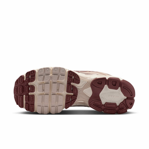 Nike Air Max Moto 2K Classic.