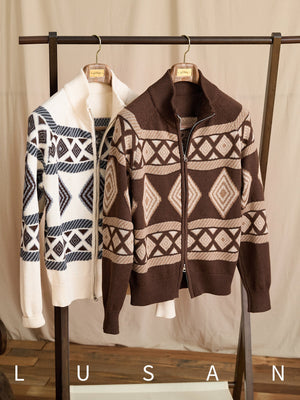 تفاصيل الحياكة في جاكيت رجالي شتوي بنقشة Fair Isle