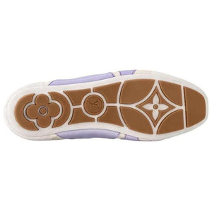 حذاء Louis Vuitton Sneakers نسائي باللون الأبيض والبنفسجي.