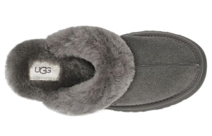 البطانة الداخلية من الفرو للشبشب المنزلي UGG