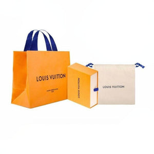 سوار Louis Vuitton ذهبي طبقتين مرصع بالكريستال.
