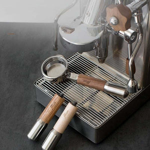 مقبض Portafilter من WOWA خشب و Stainless Steel مقاس M10.