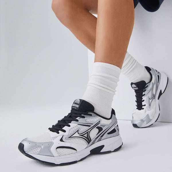 Mizuno.