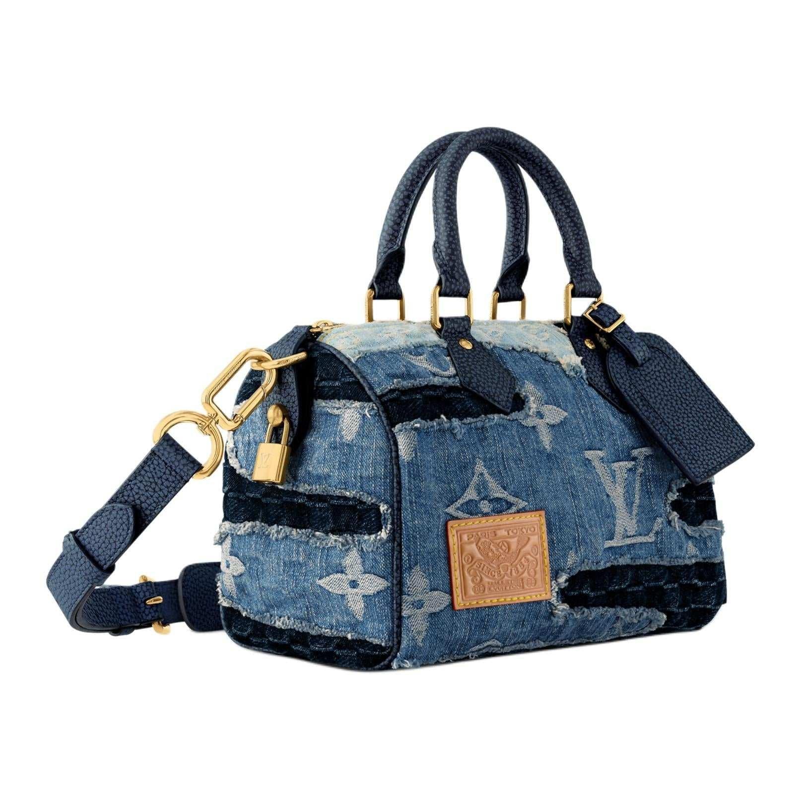 حقيبة Louis Vuitton Speedy بتصميم Patchwork Denim الأزرق.