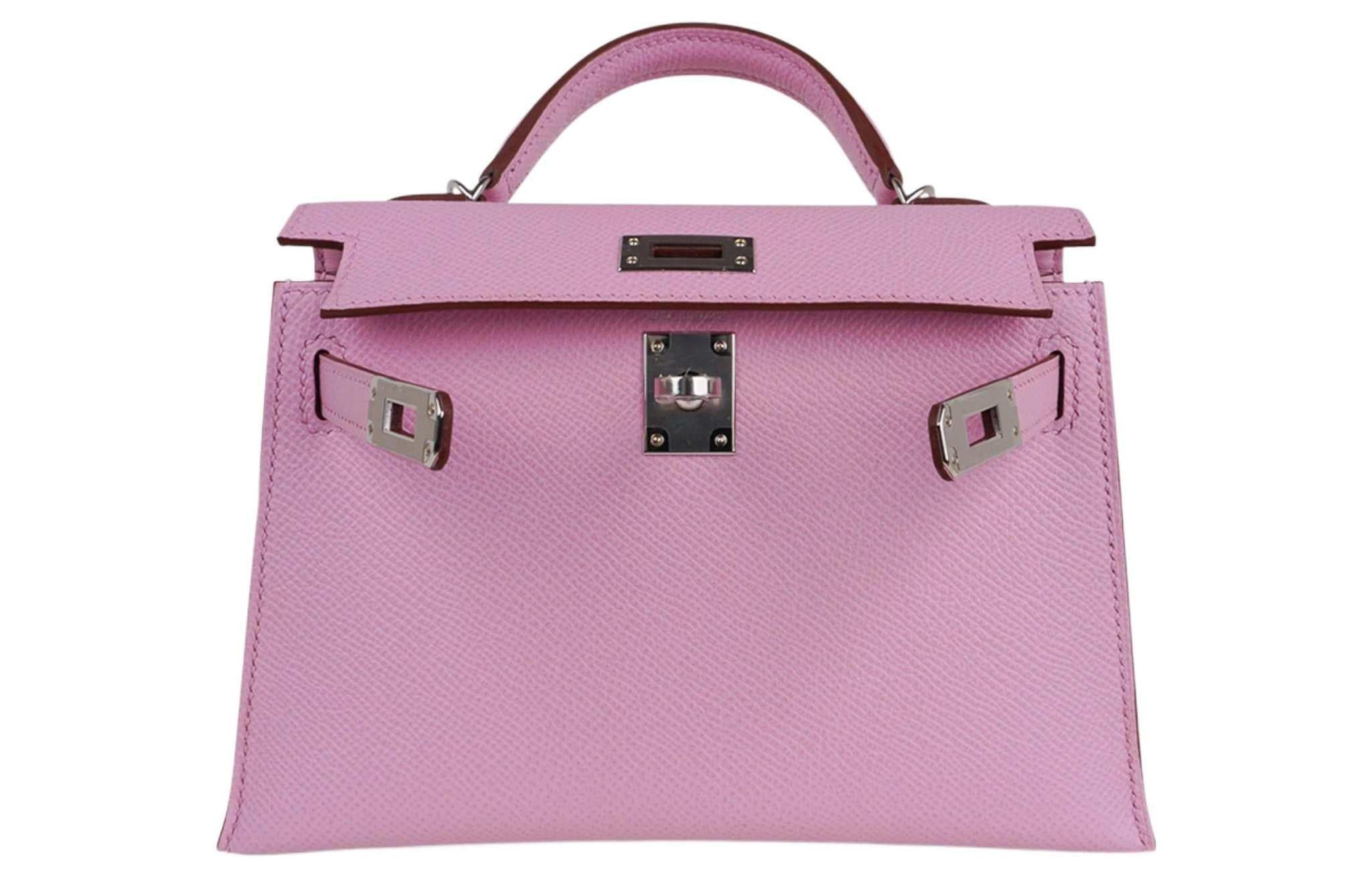 حقيبة Hermès Kelly Mini 2 باللون الوردي المميز.