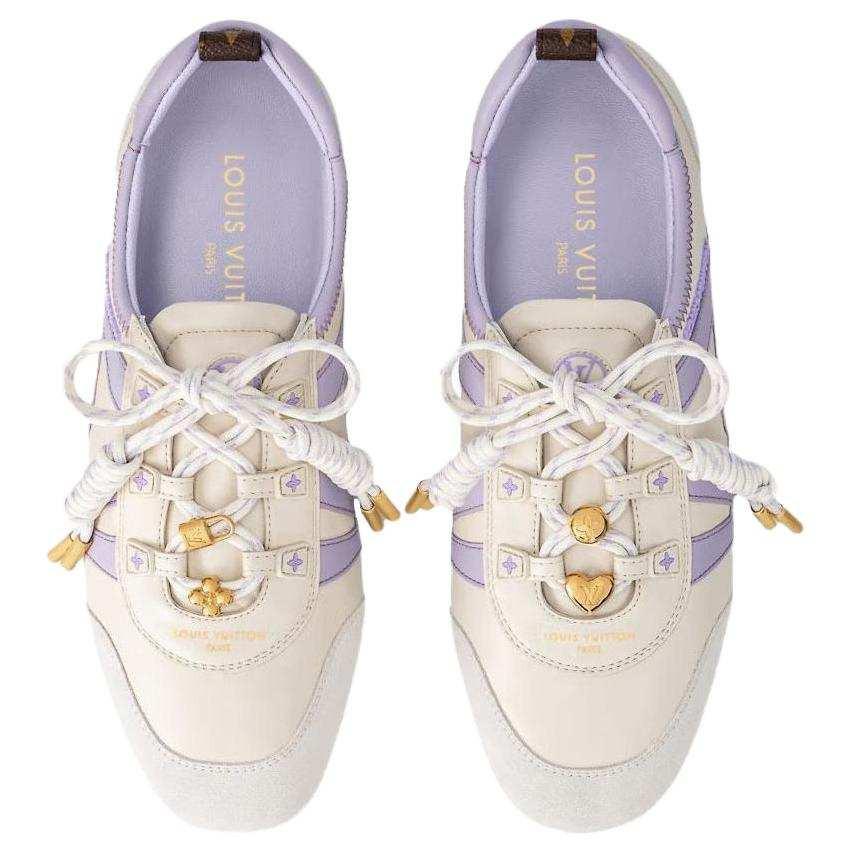 حذاء Louis Vuitton Sneakers نسائي باللون الأبيض والبنفسجي.