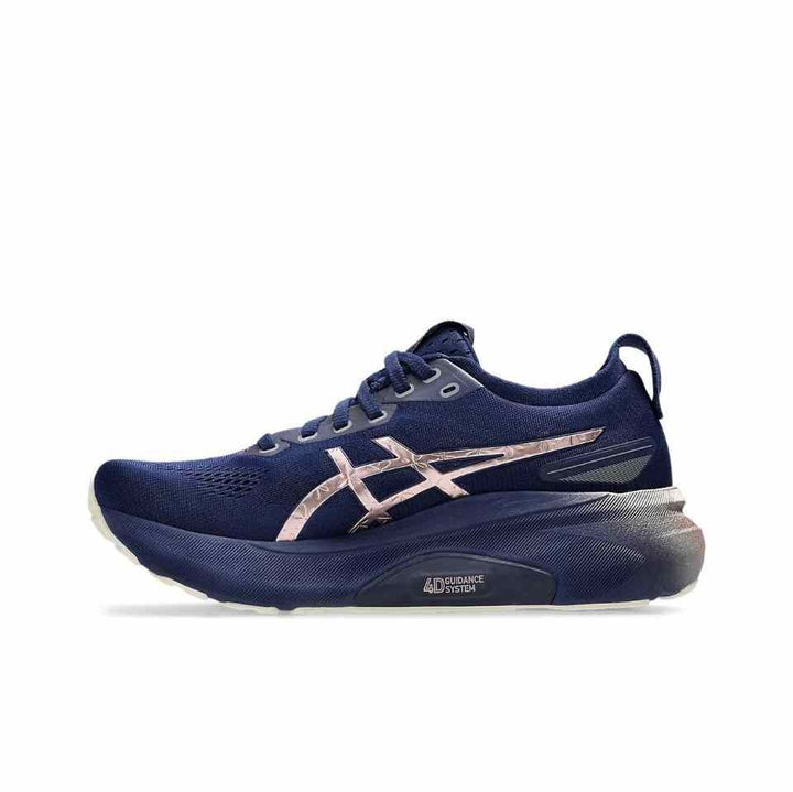 Blue GEL-KAYANO™ 31 shoe with metallic details and 4D GUIDANCE SYSTEM™ for adaptive stability.