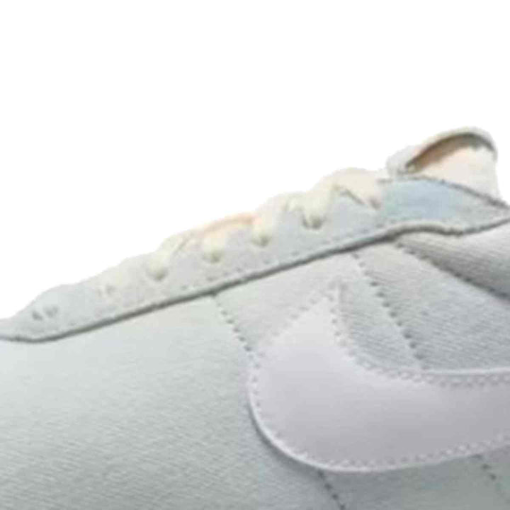 Nike نايكي LD-1000 sneaker with denim and leather upper in soft blue and white colors, featuring foam midsole and rubber waffle outsole
