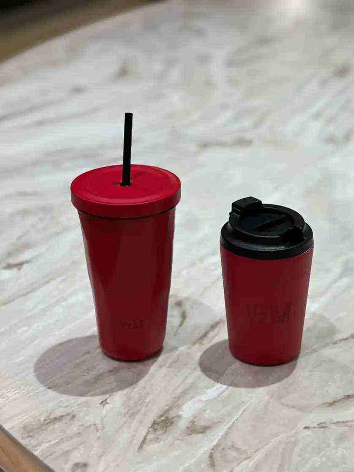 red thermal mug with durable lid, ideal for travel and keeping drinks hot
