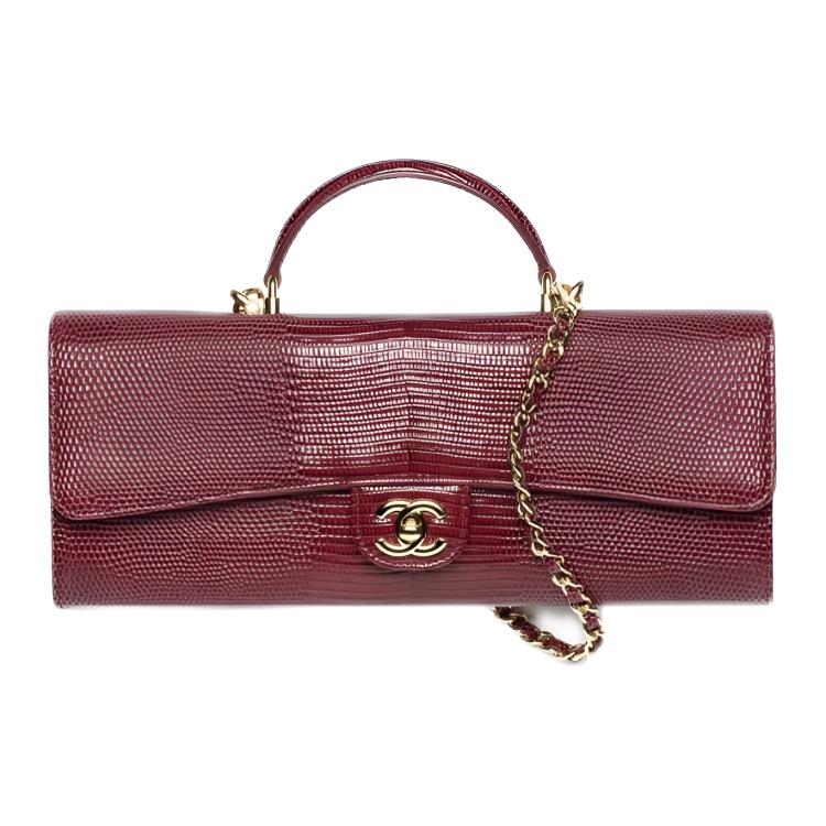حقيبة Chanel كلاسيكية بمقبض علوي باللون العنابي
