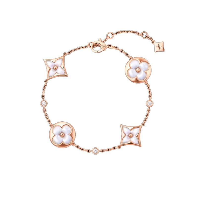 سوار Rose Gold بتصميم Blossom مرصع بالصدف الأبيض.
