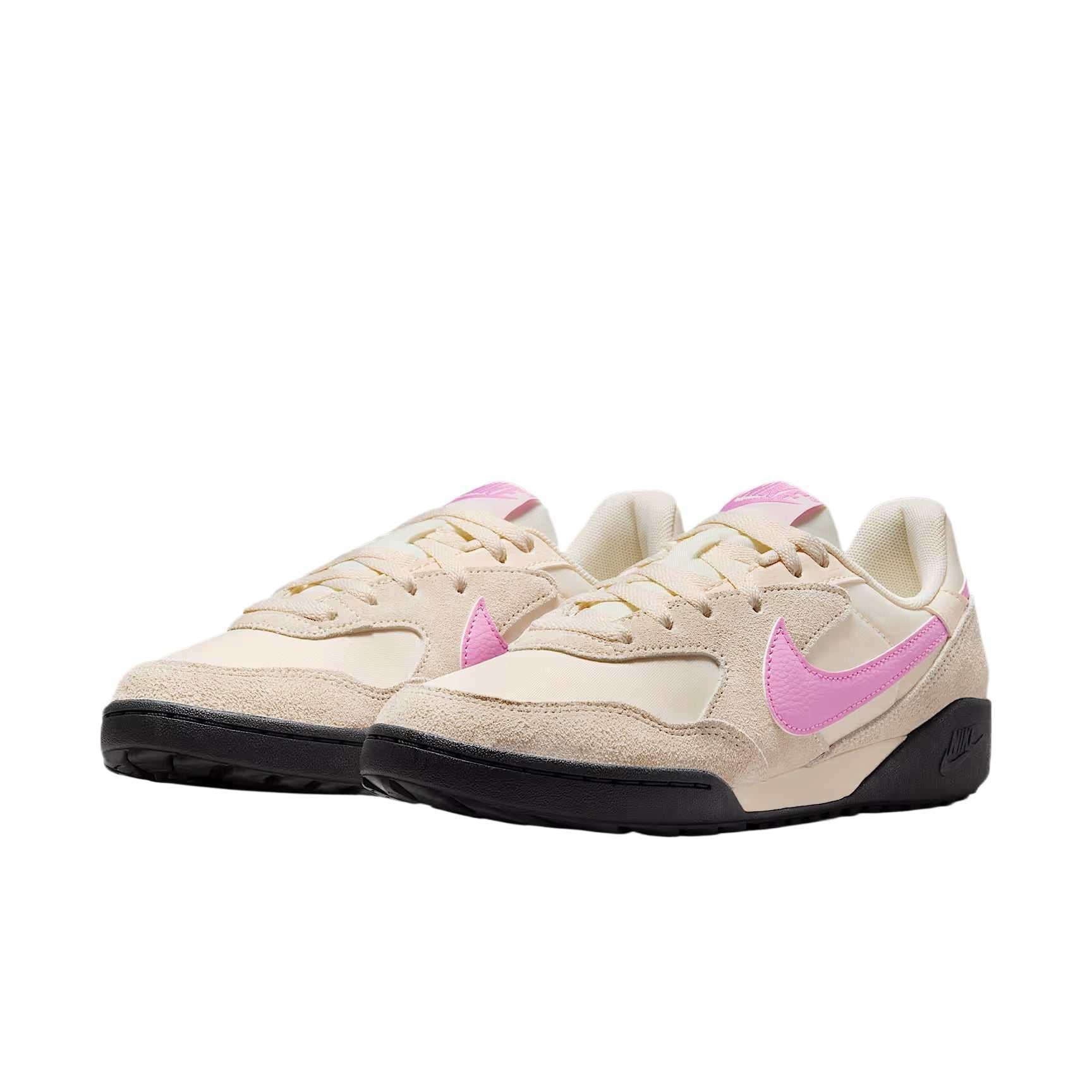 حذاء Nike Sneakers نسائي لون بيج وتفاصيل Pink.