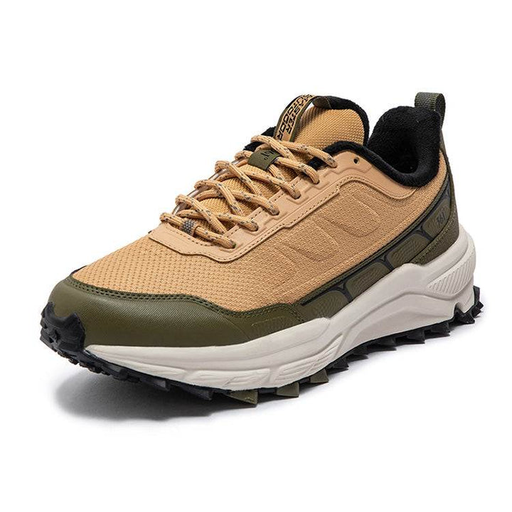 حذاء 361 بتصميم ترابي بني وخضراء زيتونية ببطانة فليس مخملية ونعل مقاوم للانزلاق مريح للمدن والطبيعة