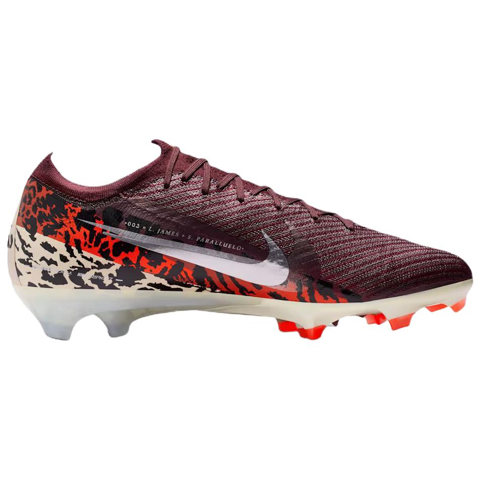 حذاء نايك لكرة القدم بنعل FG باللون العنابي