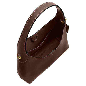 حقيبة Coach Shoulder Bag جلد بني بسلسلة ذهبية.