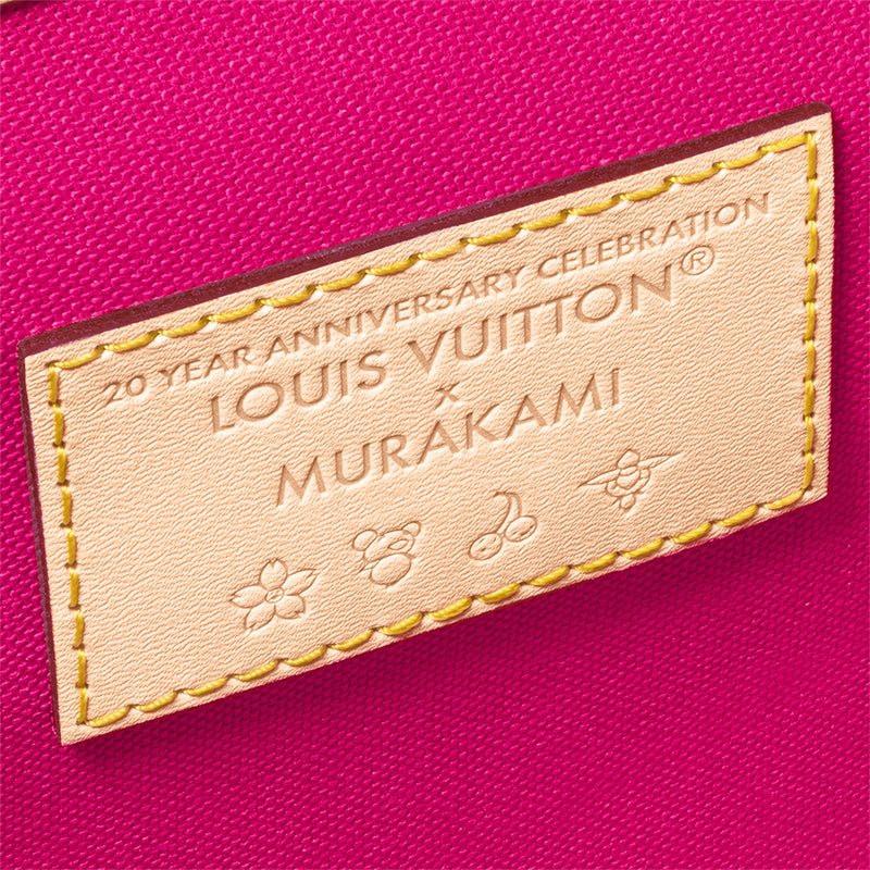 حقيبة Neverfull بنقشة Monogram وأزهار Murakami الملونة.