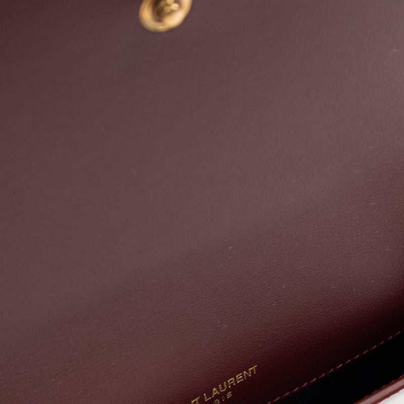 YSL Kate Small Bag | حقيبة كتف جلد عجل أصلية بتصميم أنيق وعملي.