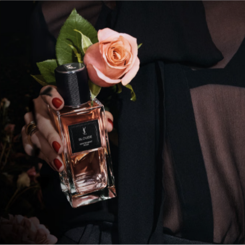 عطر سان لوران نسائي، لقطة 6