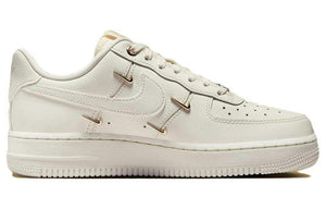 Nike Air Force 1 Mini Gold.