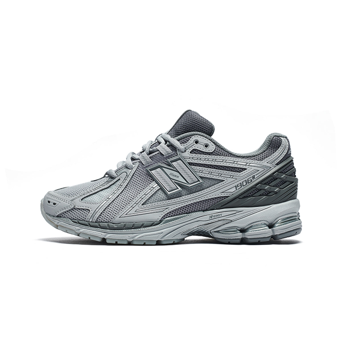 حذاء رياضي New Balance 1906R رمادي أنيق ومريح
