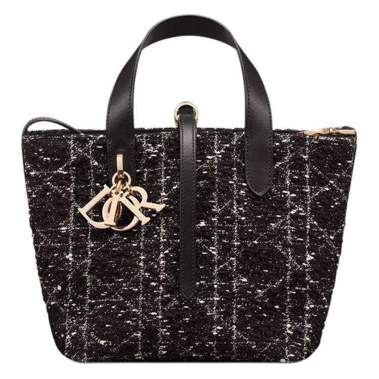 Dior Toujours Bag | حقيبة ديور توجور تويد (أبيض وأسود) 👜✨.