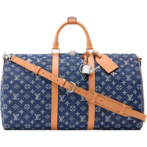 حقيبة سفر Keepall من Louis Vuitton بنقش الدنيم وتفاصيل زهور.